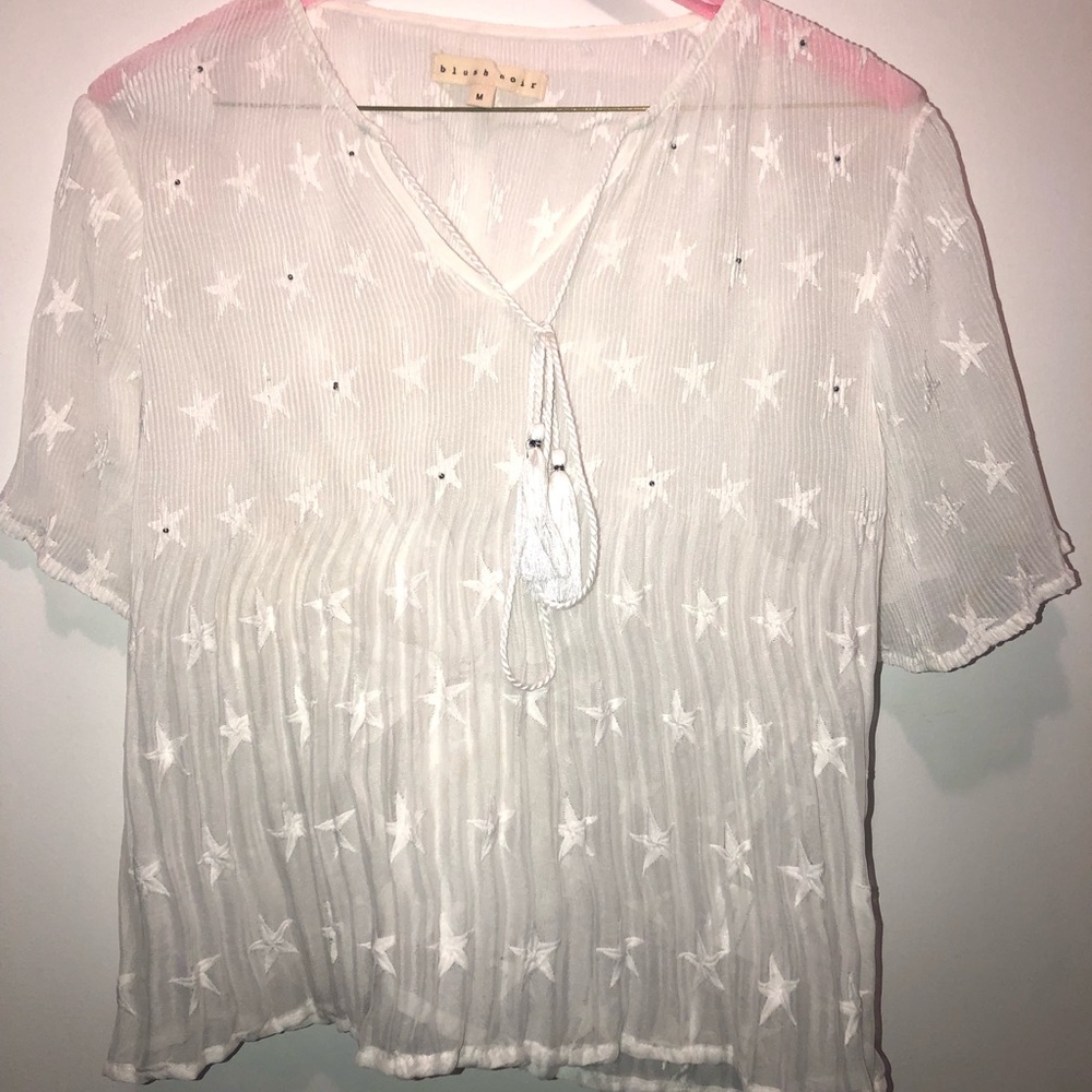 WHITE SHEER PLEATED TOP WITH STARS